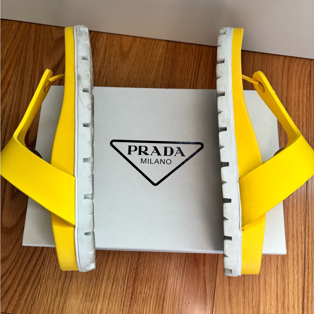 Prada rubber sandal - Birkenstock style - Picture 2 of 8